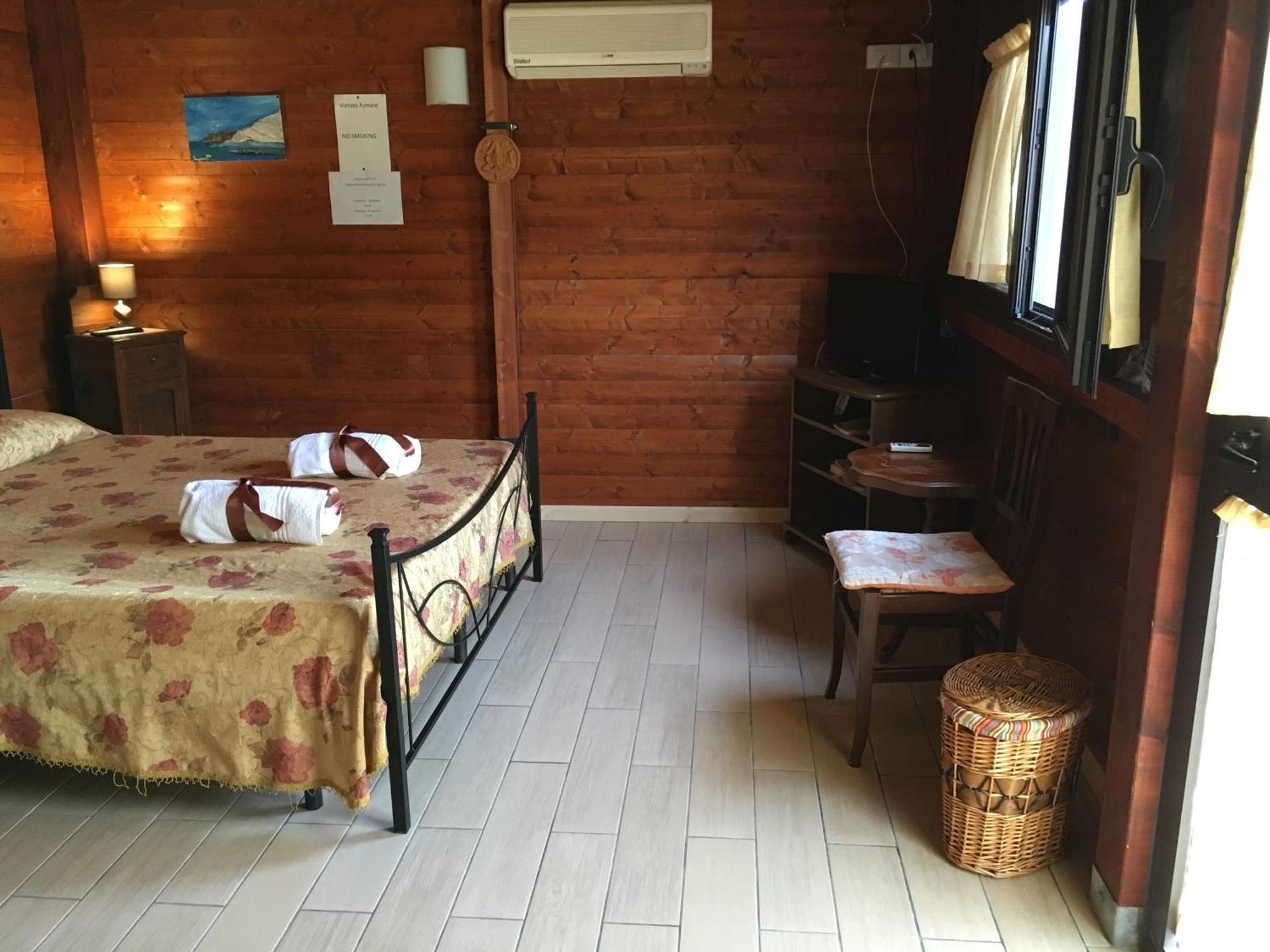 La Bianca Scogliera Bed & Breakfast Realmonte Eksteriør bilde